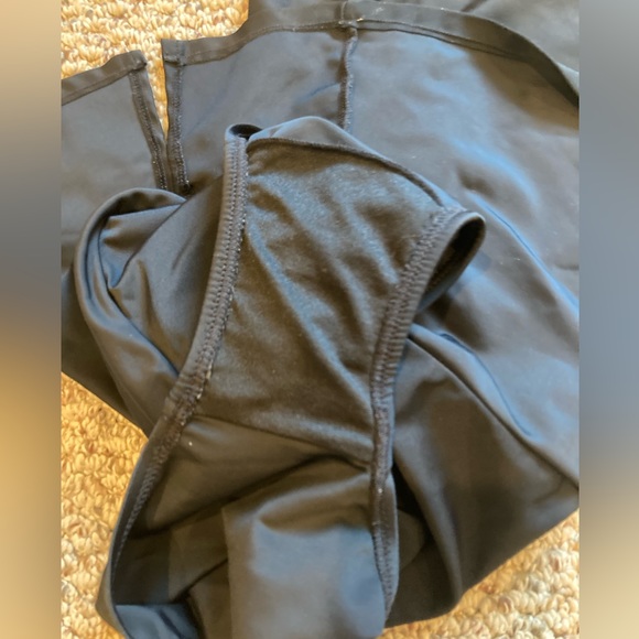 Women’s Charm Leaks swim mini bottom skort size small in black. - Picture 7 of 9